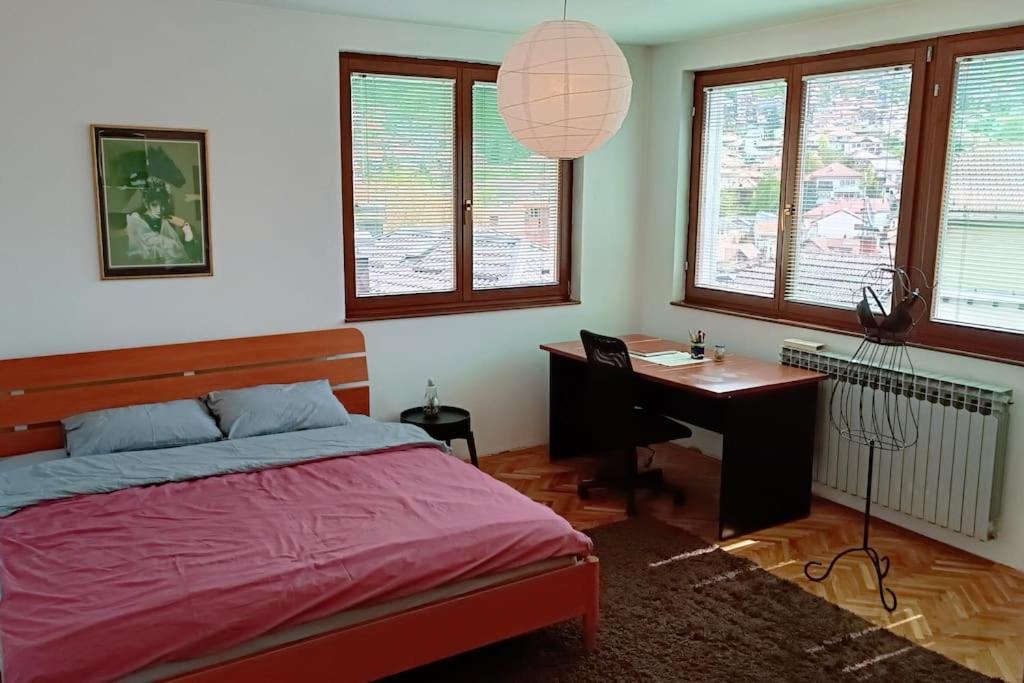 Spacious Condo Near Bascarsija - Free Parking Saraievo Exterior foto
